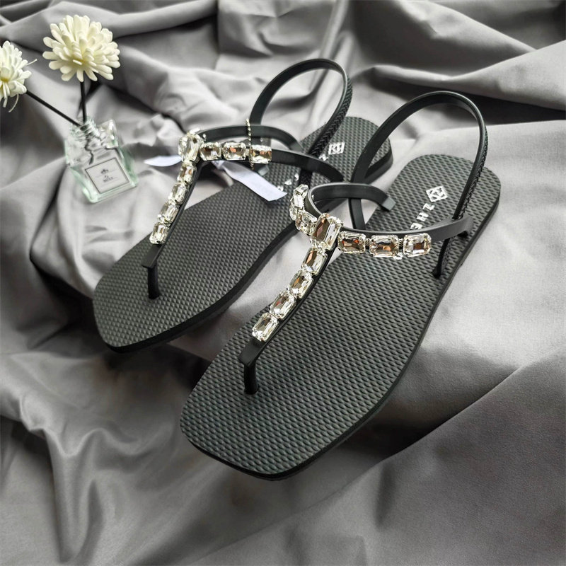 平底T字带水钻eva圆头大牌凉鞋