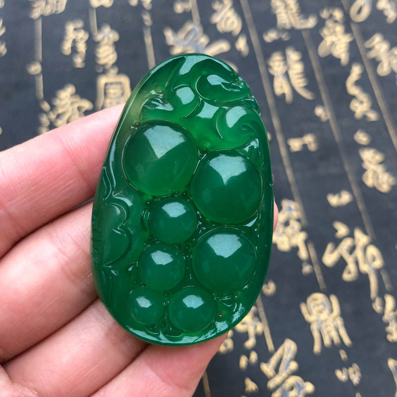 天然吊坠本命年项链绿玛瑙送证书