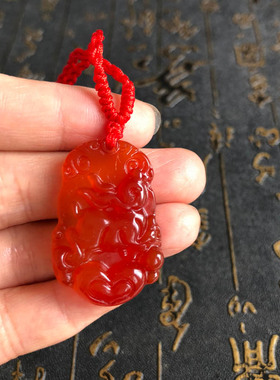 红玛瑙生肖兔招财纳福证书吊坠