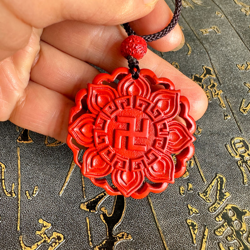 豁达客男女朱砂莲花玉盘车挂玉佩