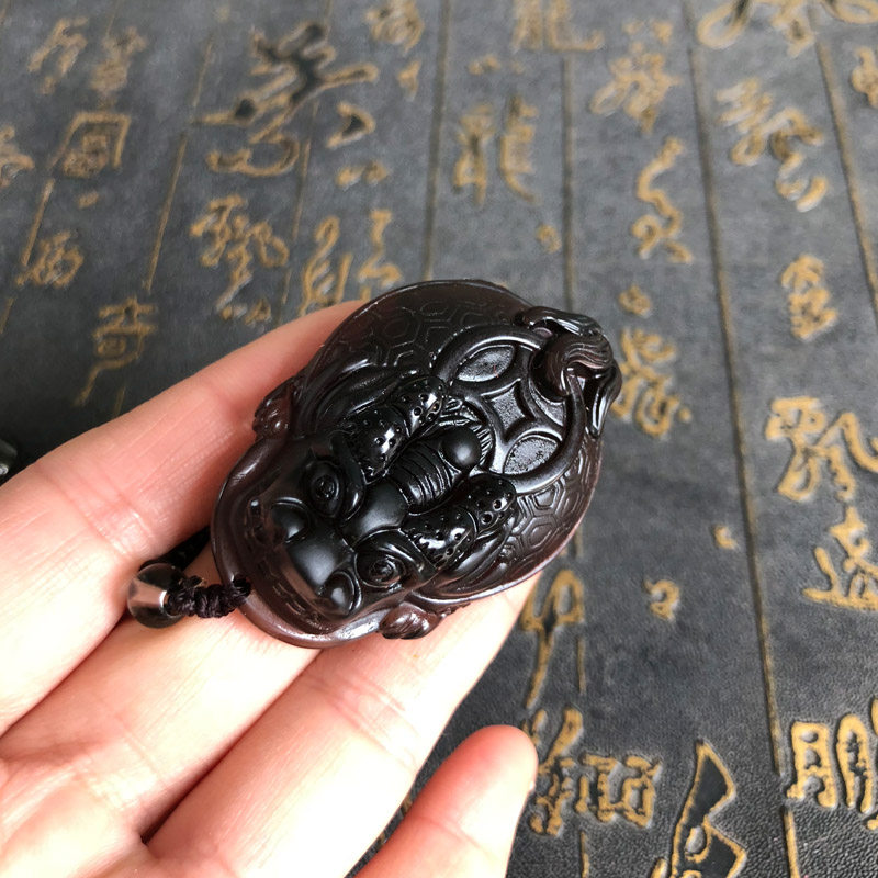 铜钱天然黑曜石玉吊坠