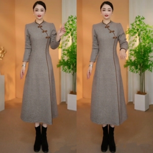 新款加厚保暖雪花绒新中式旗袍连衣裙高端洋气优雅中长款秋冬裙子