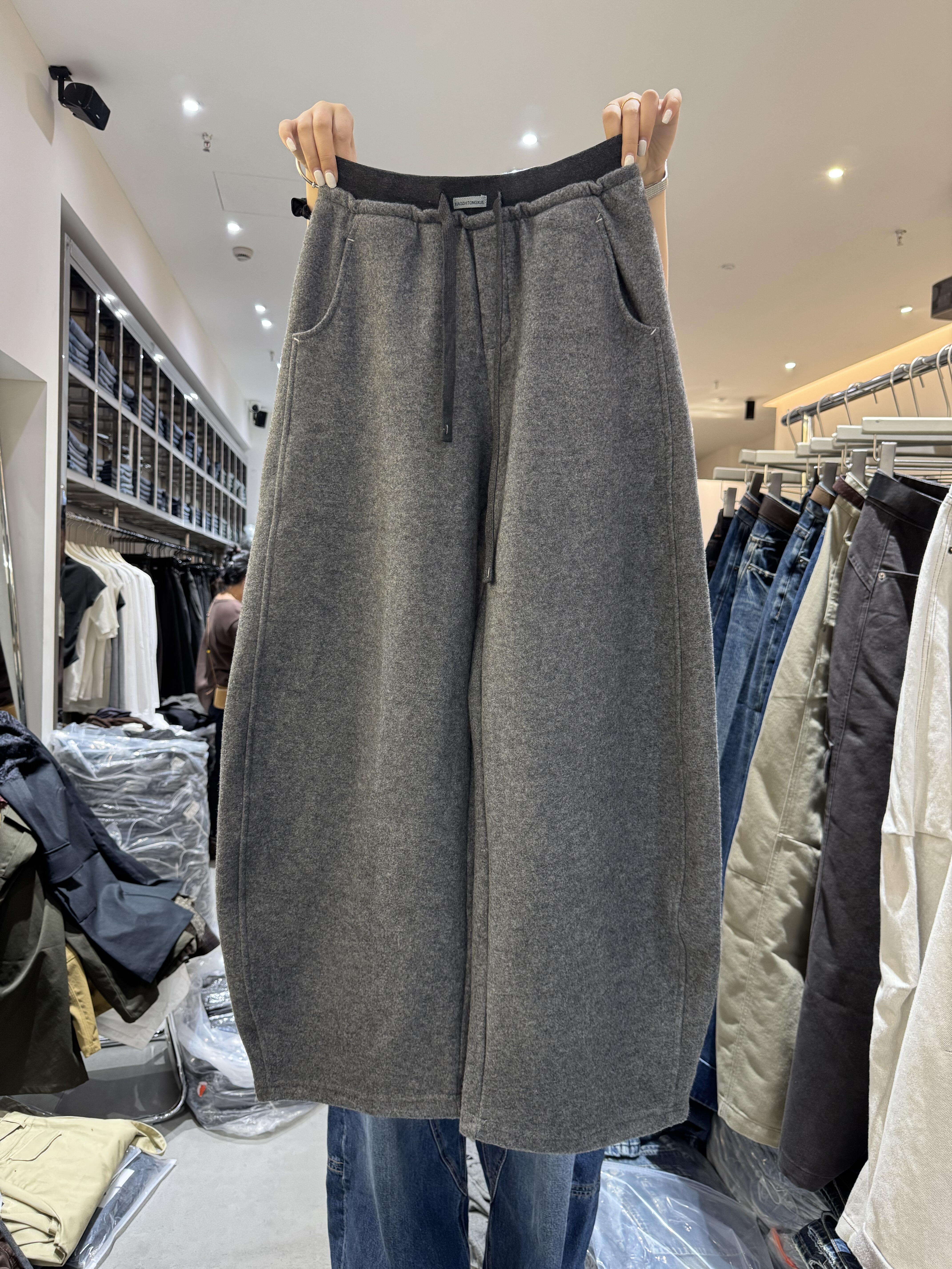 3R3L9370-2欧货时尚高腰显瘦百搭休闲抓毛阔腿弯刀裤女呢料休闲裤