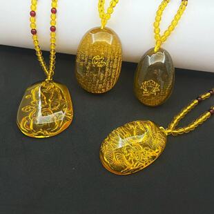 新品内雕心经千手观音仿金珀琥珀阴雕吊坠项链直播货源水滴佛项链