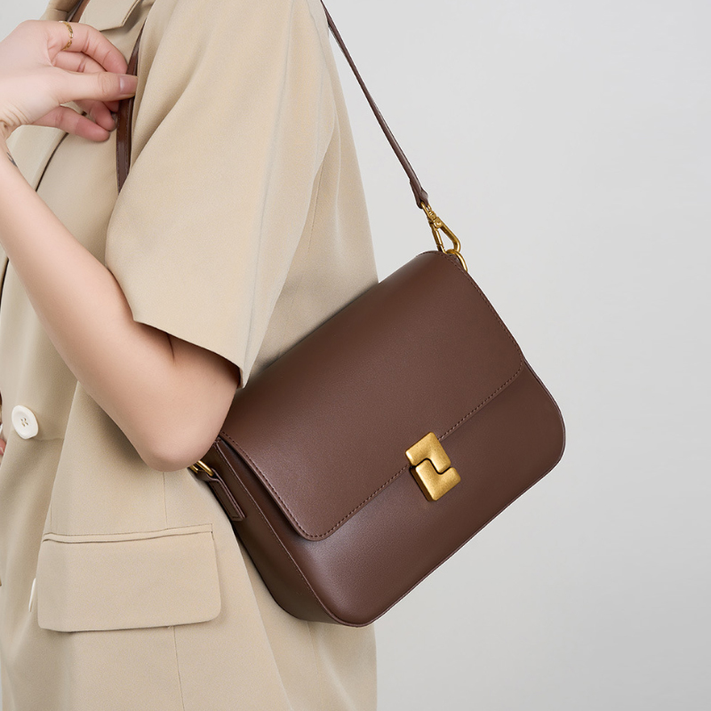 真皮包包女小方包ins小众复古牛皮单肩斜挎包女士通勤百搭豆腐包