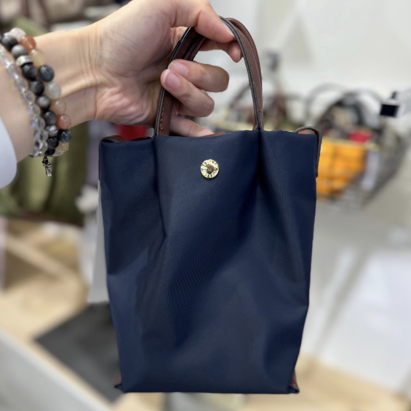 出口日本单！2025年新款尼龙防水单肩手提包mini斜挎包水桶包女包