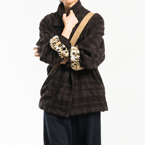 城市山民UrbanTribe2026春女式羊毛混纺色织格宽松外套CF69268