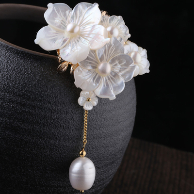 天然贝壳淡水珍珠胸针披肩丝巾扣