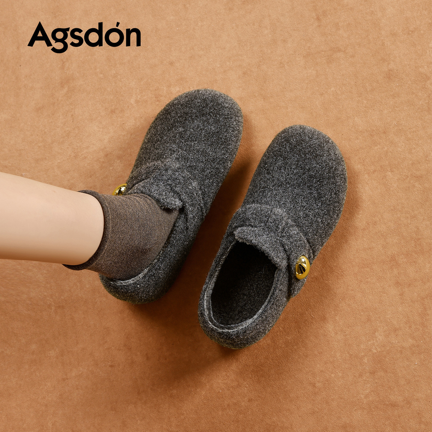 奥古狮登灰色加绒勃肯鞋女2025新款秋冬季厚底全包一脚蹬毛绒棉鞋