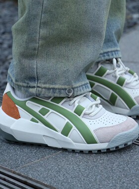 Onitsuka Tiger鬼塚虎Big Logo Trainer男女款休闲鞋1183B774-103