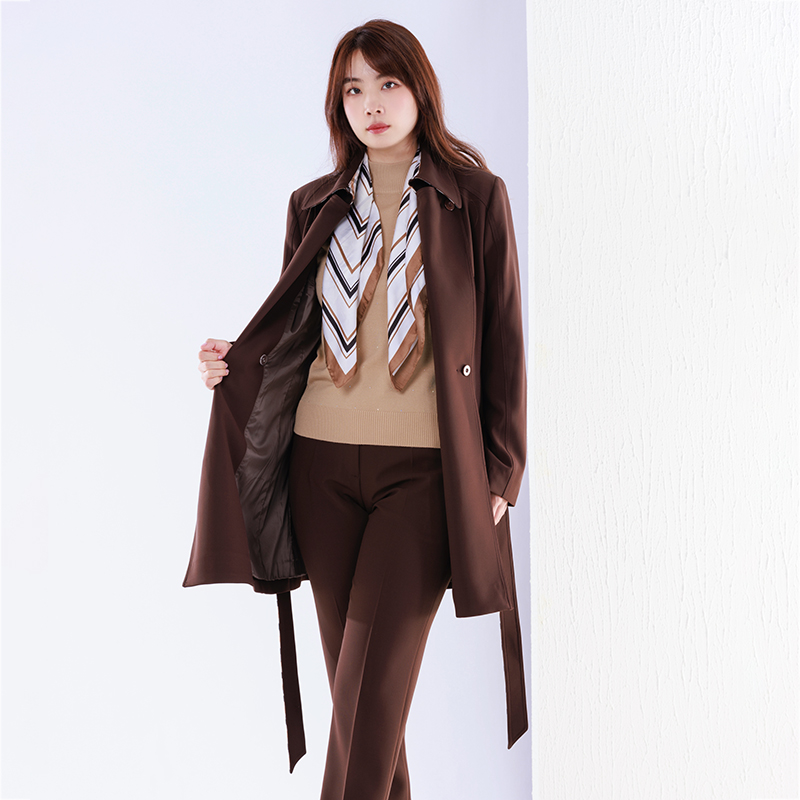 斜纹方领双排扣系带长袖短风衣