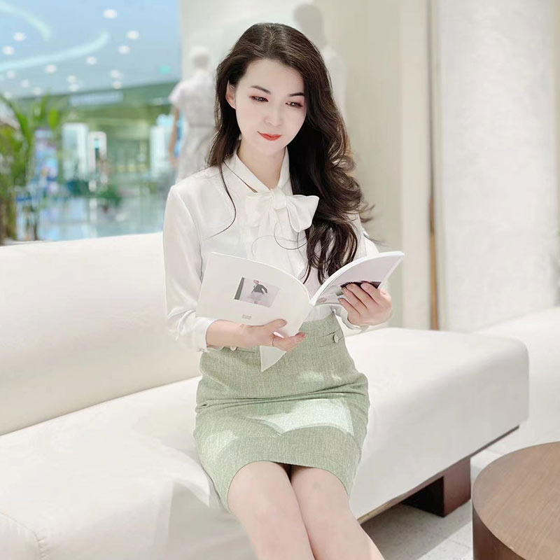 醋酸飘带领七分袖连衣裙