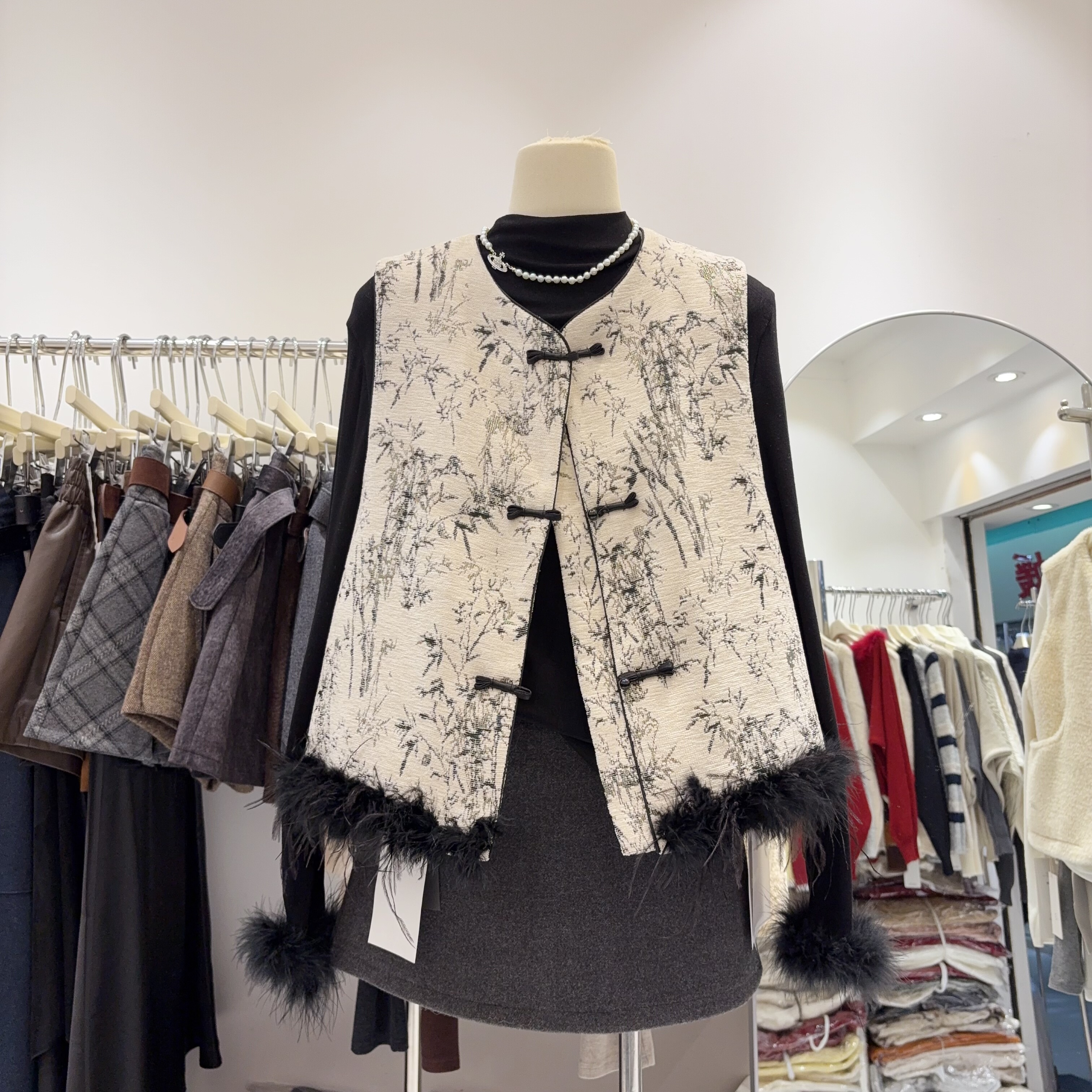 高端品质新中式国风夹棉马夹外套水墨竹子印花盘扣毛毛叠穿马甲,女装/女士精品,马夹,淘宝优惠券,粉丝福利购,淘宝优惠卷