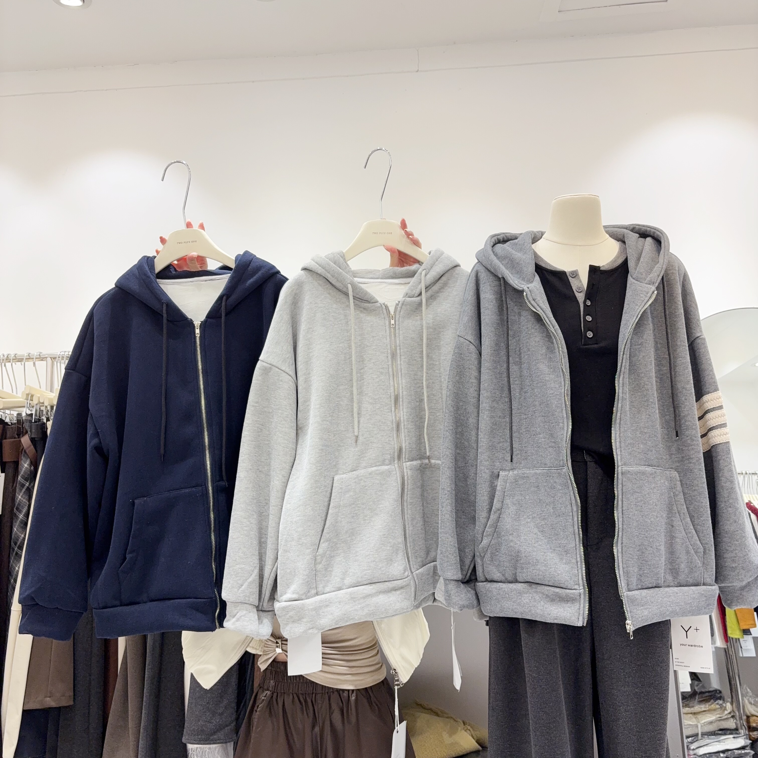 潮ins冬装慵懒风宽松连帽卫衣外套女宽松拉链是加绒上衣保暖帽衫