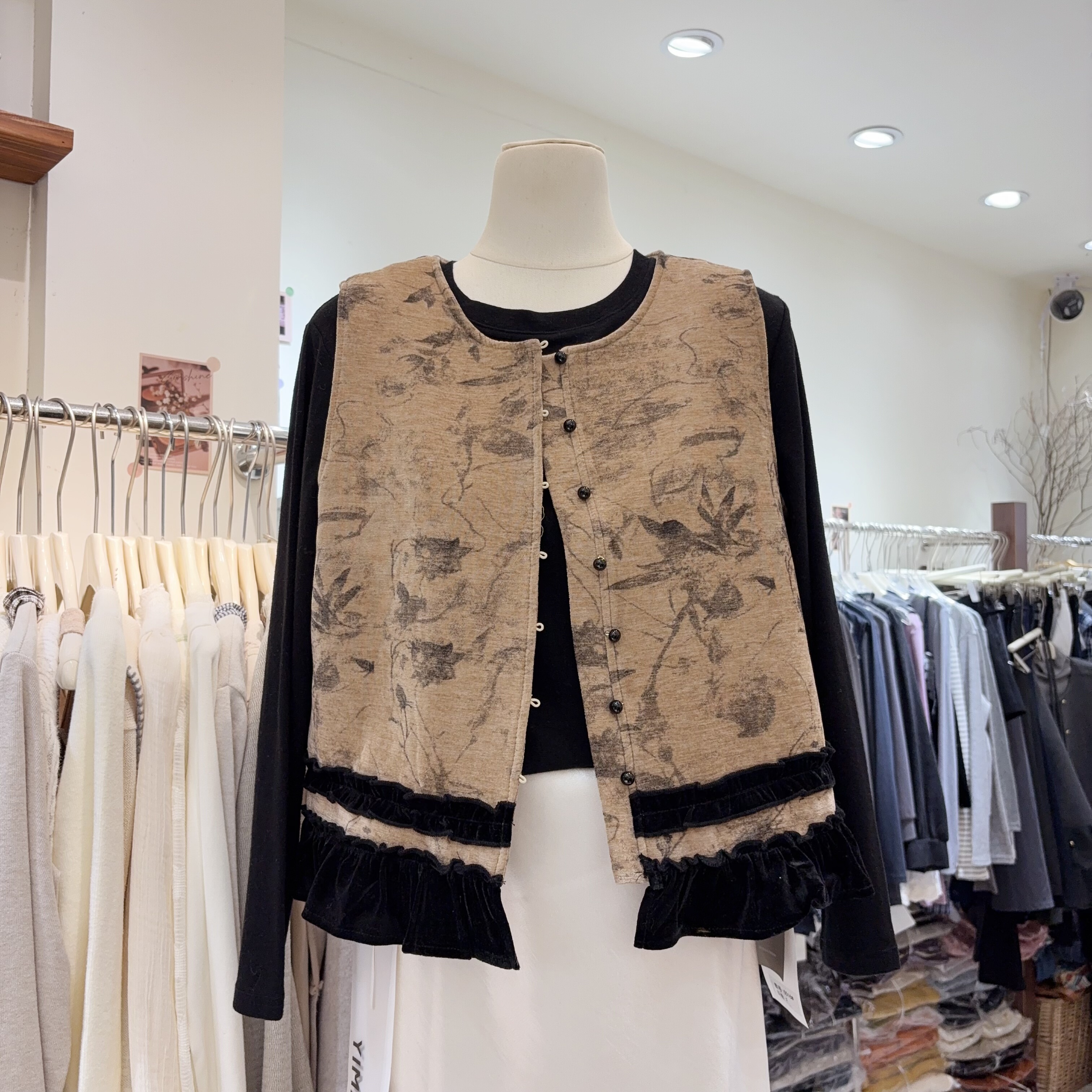 新中式国风金丝绒水墨印花图案马甲外套女加棉坎肩背心叠穿马夹