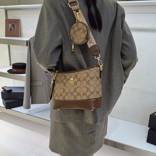 2025爆款超火包包高级感流浪包女百搭大容量斜挎韩版宽肩带单肩包