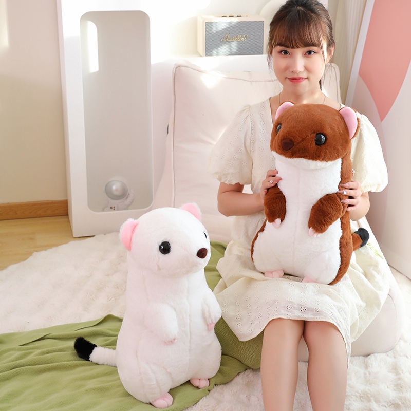 黄鼠狼公仔毛绒玩具白鼬抱枕玩偶