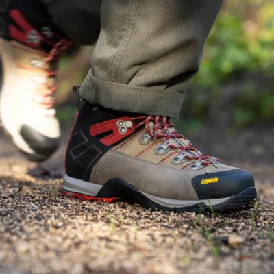 Asolo阿索罗登山鞋Fugitive户外GTX防水透气耐磨专业徒步战靴男