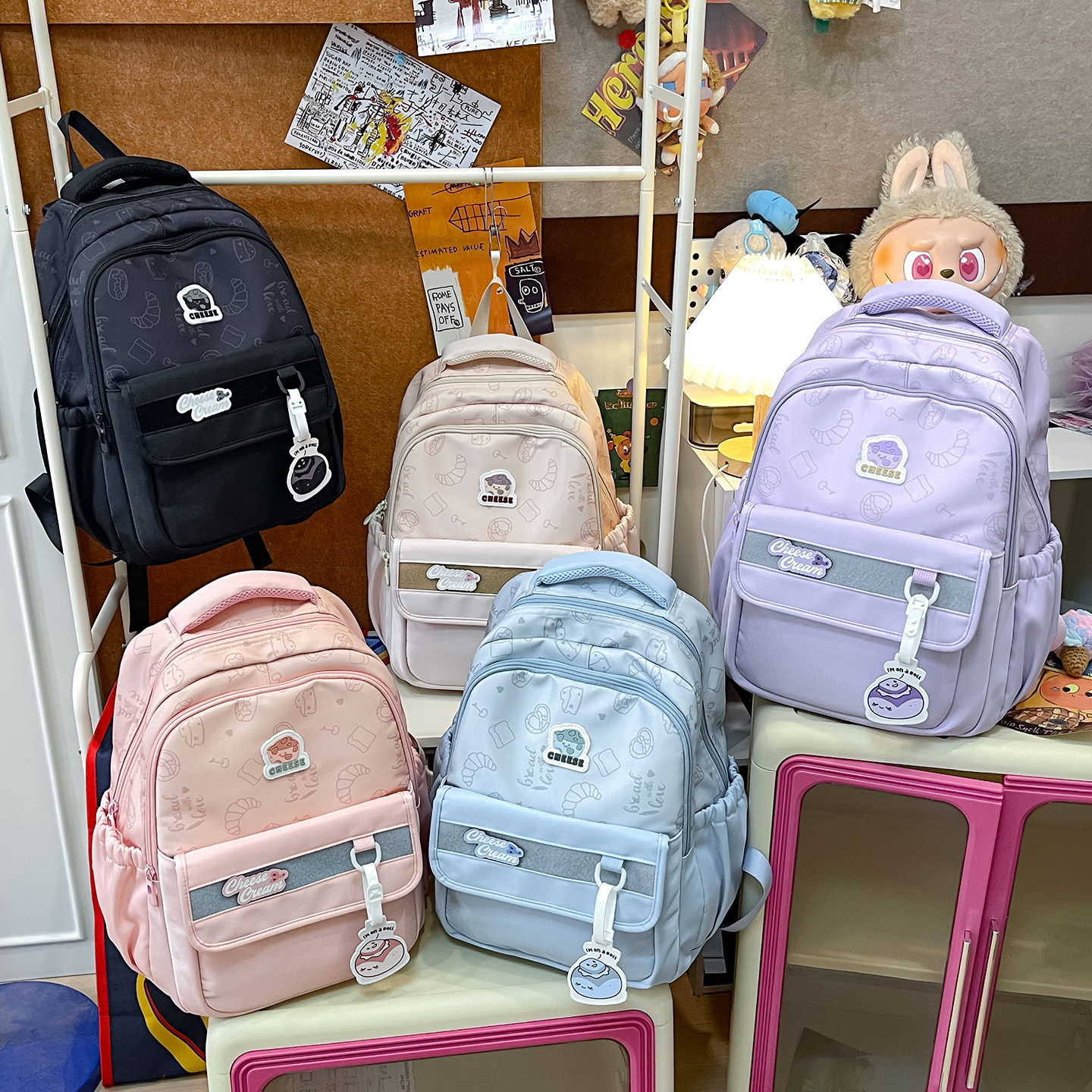 儿童书包一二年级新款轻便减负女童双肩包小学生超轻书包女孩背包