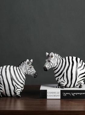 斑马家居客厅样板房间树脂小摆件