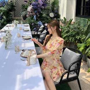 茶歇雪纺大摆连衣裙 蛋黄蕾丝边仙气法式 清仓 油画少女