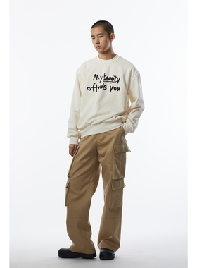 MUZEDU X RH“我的美丽冒犯你”标语印花圆领卫衣