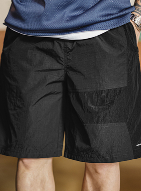 马登工装美式山系机能短裤黑色直筒尼龙薄款速干沙滩五分裤男夏季