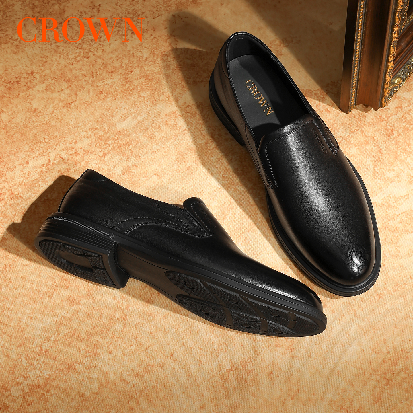 CROWN/皇冠男士皮鞋2025新款一脚蹬商务西装增高皮鞋男结婚新郎鞋