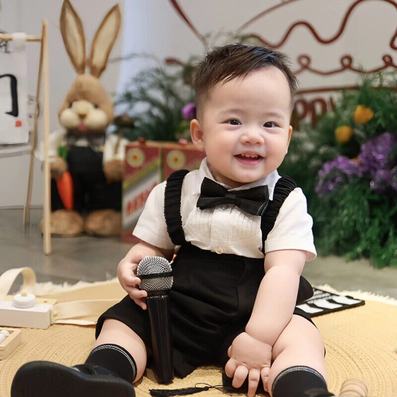 男宝宝周岁礼服夏季短袖背带裤套装婴儿生日抓周宴衣服男童小西装