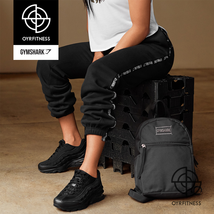 特价！现货英国GYMSHARK MINI LIFESTYLE BACKPACK女运动健身迷你-封面