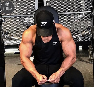 GYMSHARK 9FORTY ADJUSTABLE 健身运动休闲棒球帽