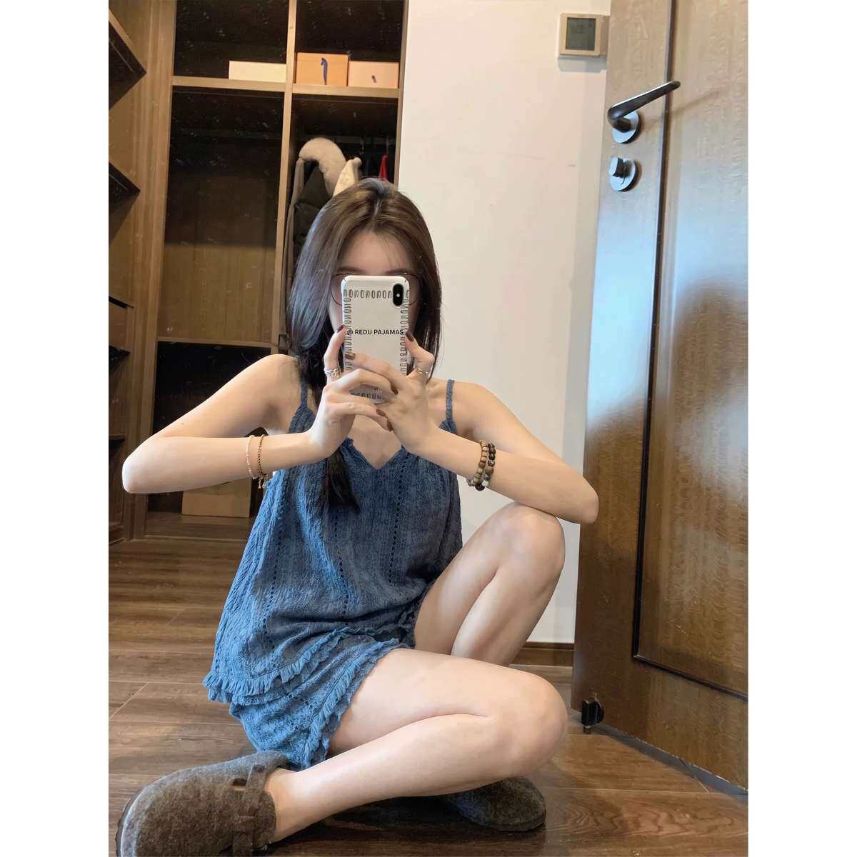 Kiai 可外穿带胸垫睡衣女夏季复古蓝吊带短裤小众套装减龄家居服 - 实物图