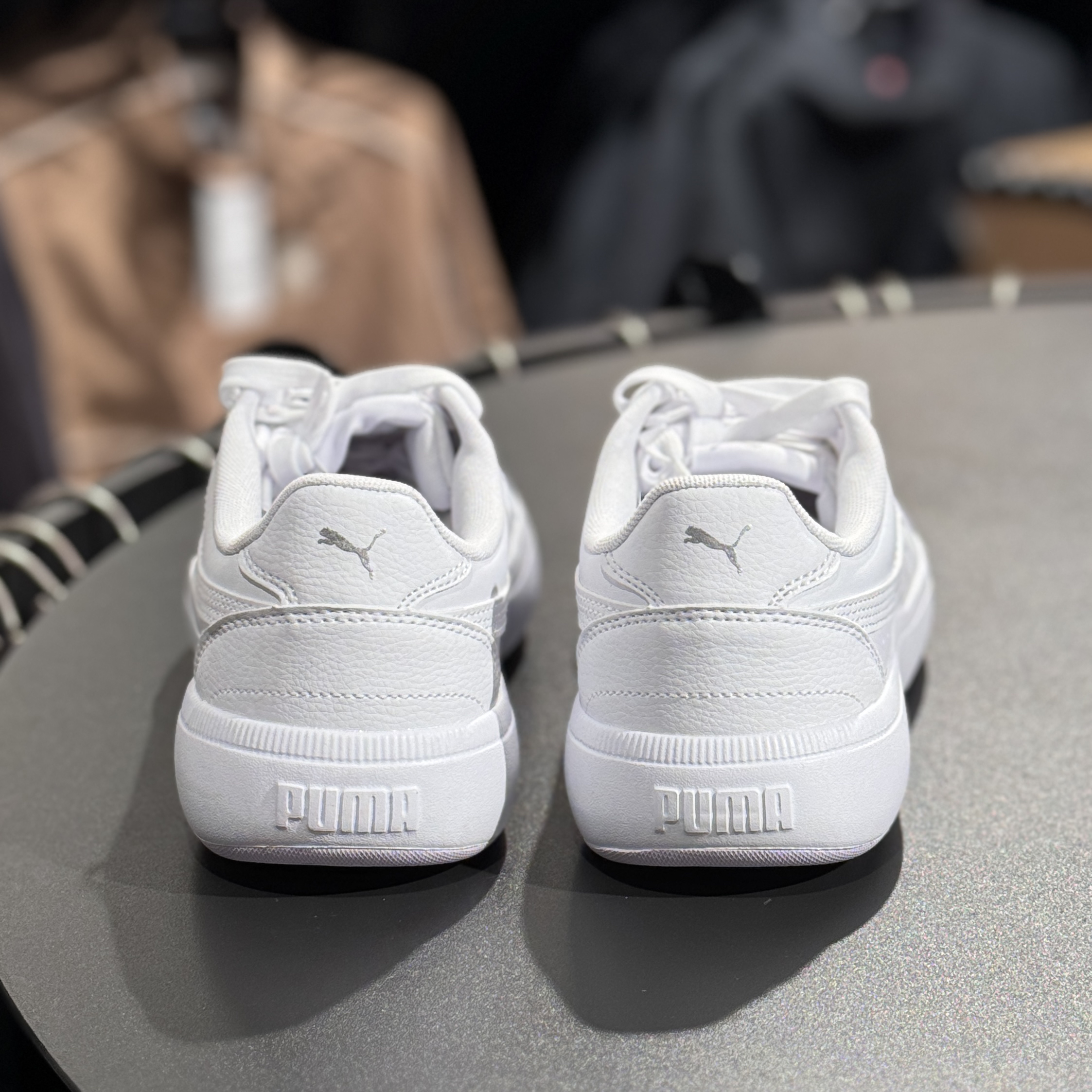 彪马PUMA新款女子复古低帮轻便皮面百搭运动休闲板鞋小白鞋383026