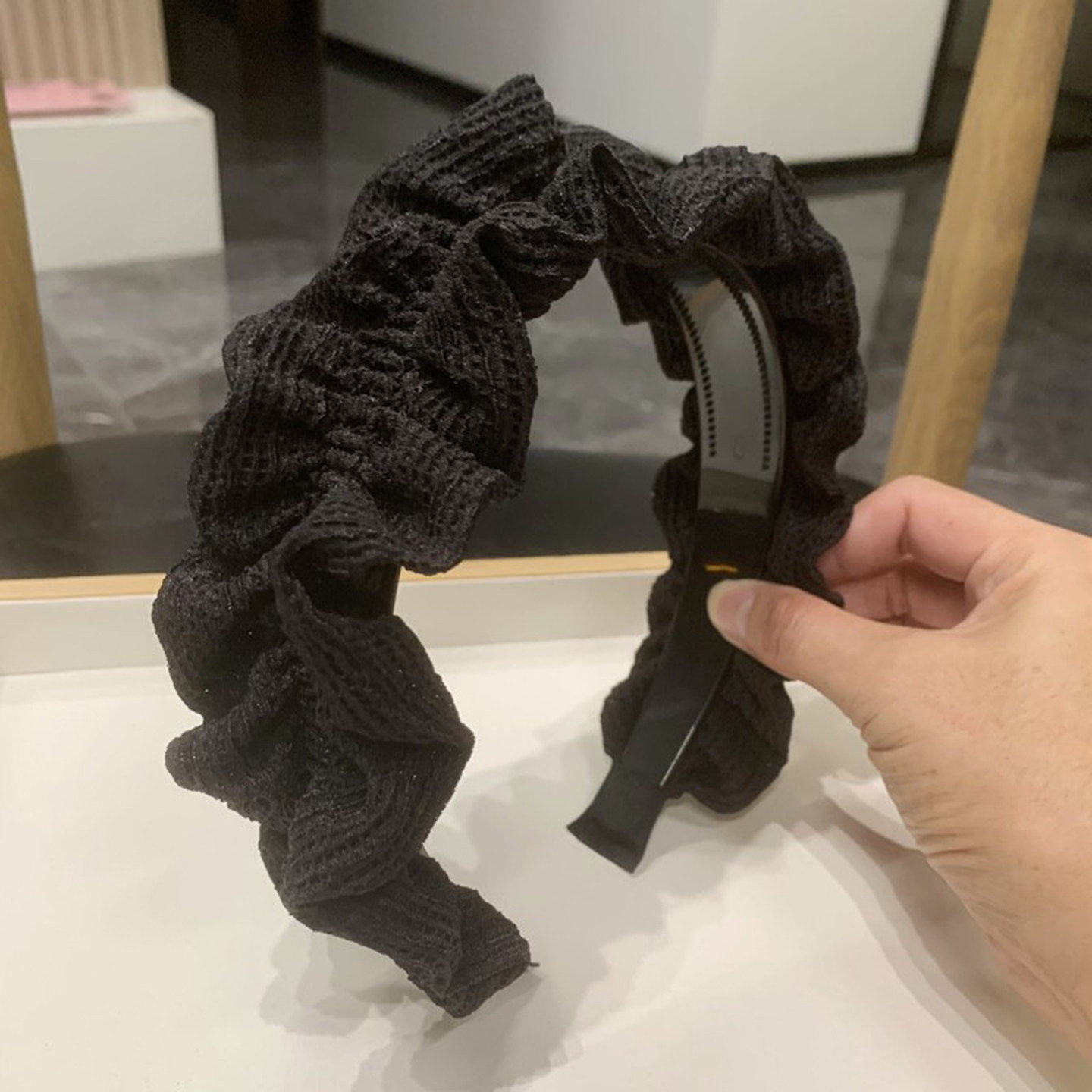 带齿黑色针织褶皱发箍女宽边高颅顶防滑头箍高级感发卡气质头箍
