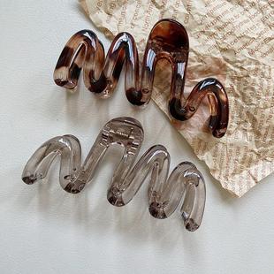 白鹿同款波浪发夹女2024新款后脑勺抓夹大号盘发头用的鲨鱼夹头饰