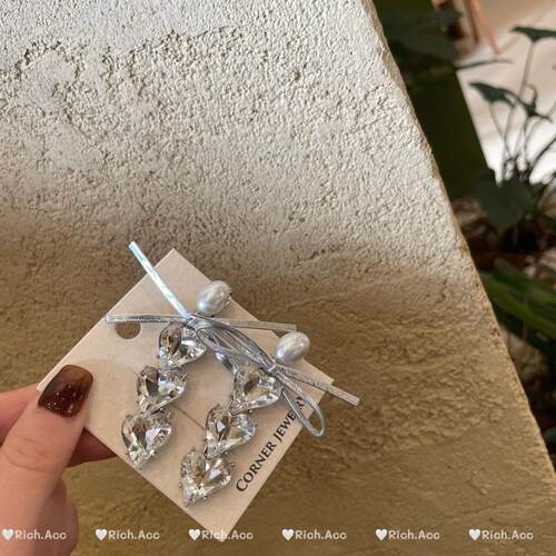 【实拍】闪钻爱心蝴蝶结发饰精致轻奢气质少女百搭个性刘海碎发夹