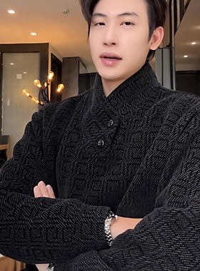 SDSA男士秋冬新款痞帅男装潮牌时尚撞色图形设计V领卫衣百搭舒适