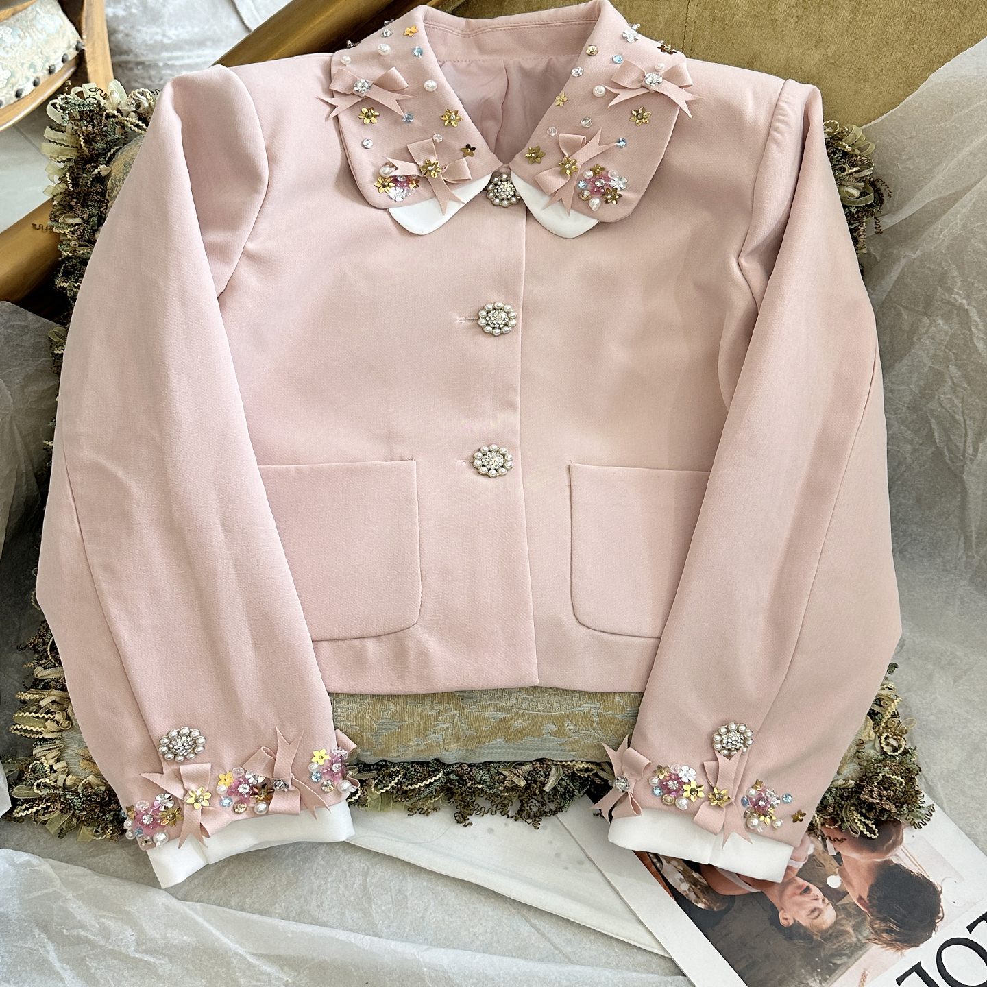 2025新款重工百搭钉钻小香风外套