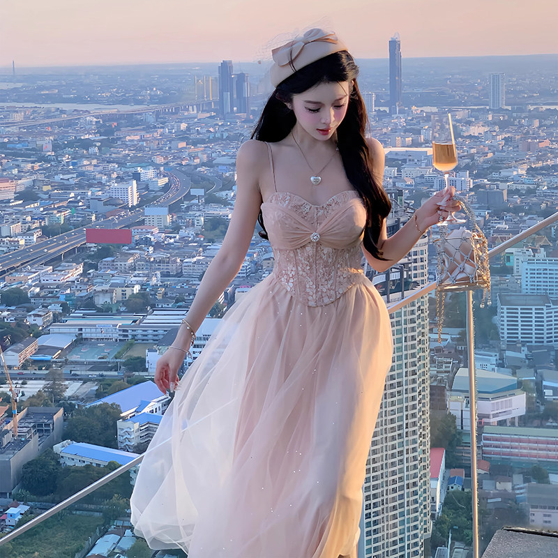 2026新款名媛气质性感名媛修身显瘦吊带无袖重工网纱连衣裙,女装/女士精品,连衣裙,淘宝优惠券,粉丝福利购,淘宝优惠卷