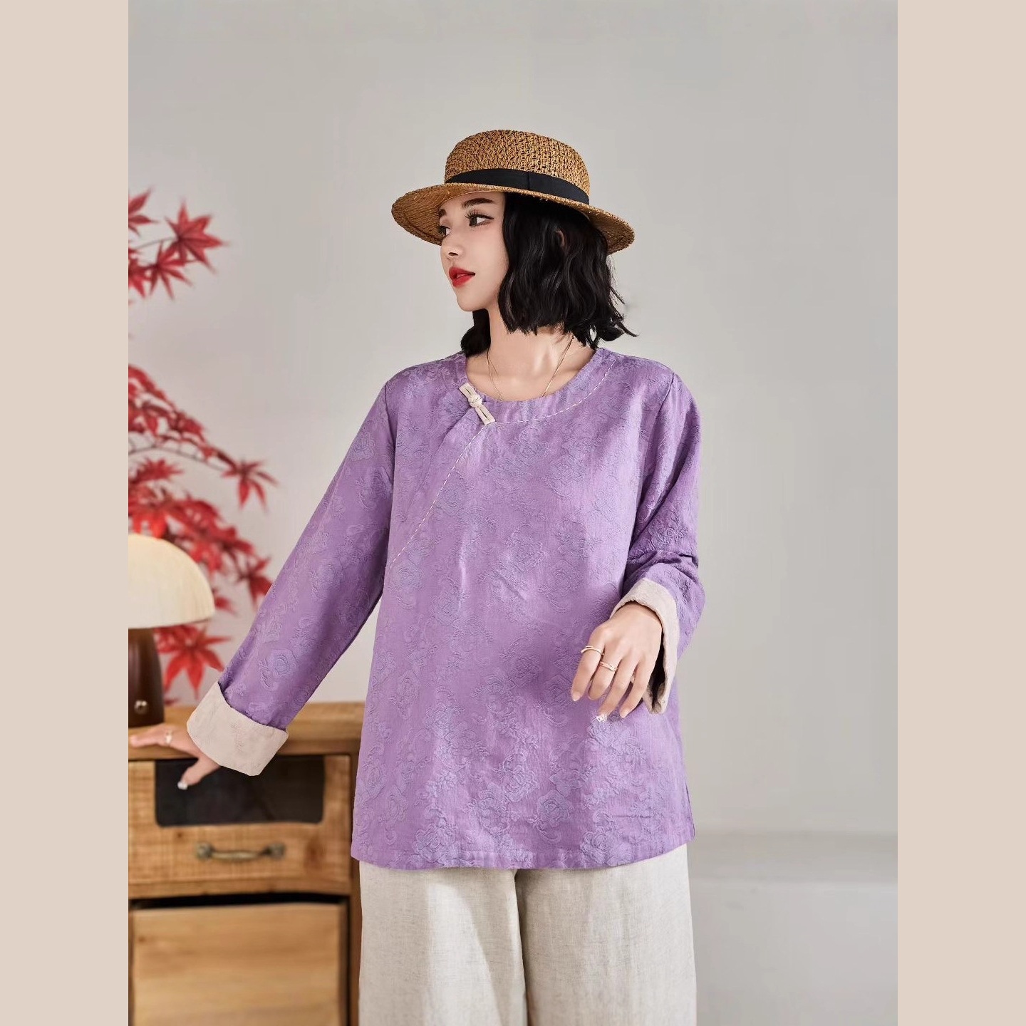 国风老布棉麻T恤女2025秋季新款斜襟盘扣茶服暗纹提花长袖打底衫