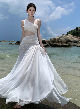 北疆草原川西旅游出片穿搭白色沙滩裙女雪纺大摆裙海边度假连衣裙