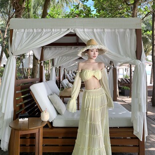 海岛风海边度假ootd穿搭多巴胺绝美套装拍照两件套沙滩长裙氛围感