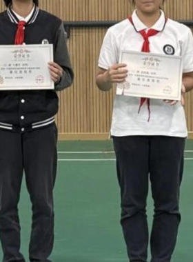 上海市金杨中学校服男女春秋运动装夏白色短T恤冬冲锋衣上衣裤子