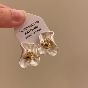 925银针复古绸带花瓣耳钉小众设计高级感精致气质耳环2025新款潮