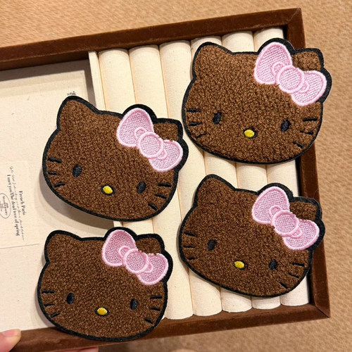 可爱黑皮Kitty刘海贴碎发