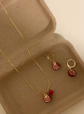 「石榴树下」秋冬复古安可拉红石榴项链吊坠百搭锁骨链耳环