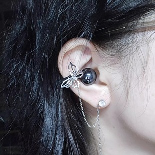 适用于freeclip2耳机钻扣镂空蝴蝶流苏耳夹扣镶钻耳钉防丢链配饰