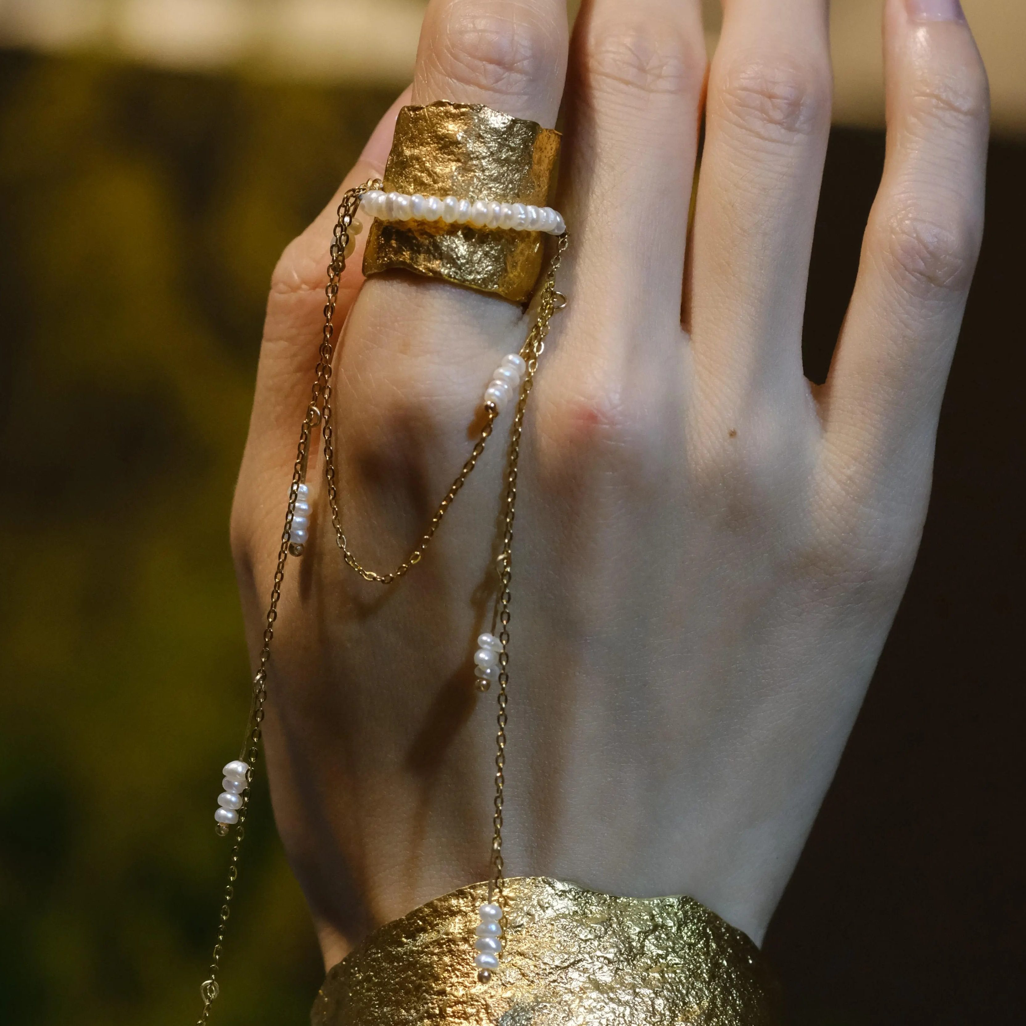 复古珍珠流苏18k金色肌理纹戒指宫廷风指环小众轻奢高级感首饰女