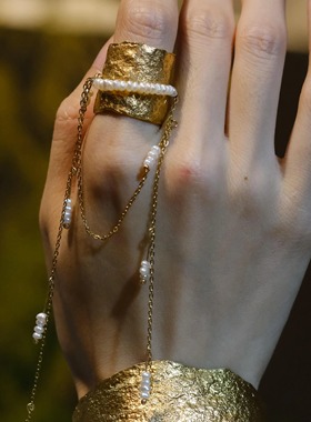 复古珍珠流苏18k金色肌理纹戒指宫廷风指环小众轻奢高级感首饰女