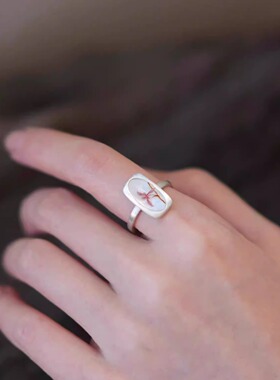 新中式大漆仿贝母梅花方牌戒指漆器文玩指环非遗小众文艺气质手饰